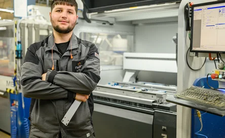 Schroff Ausbildung und Studium bei nVent Career page