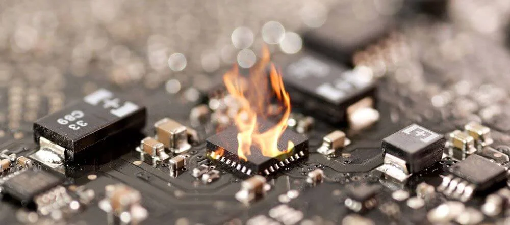 necesario-controlar-temperatura-gabinetes-uno