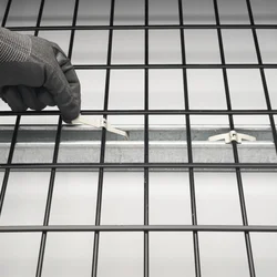 nVent CADDY KBT Wire Basket Tray Clip